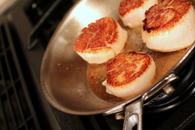 how to cook pan-seared sea scallops