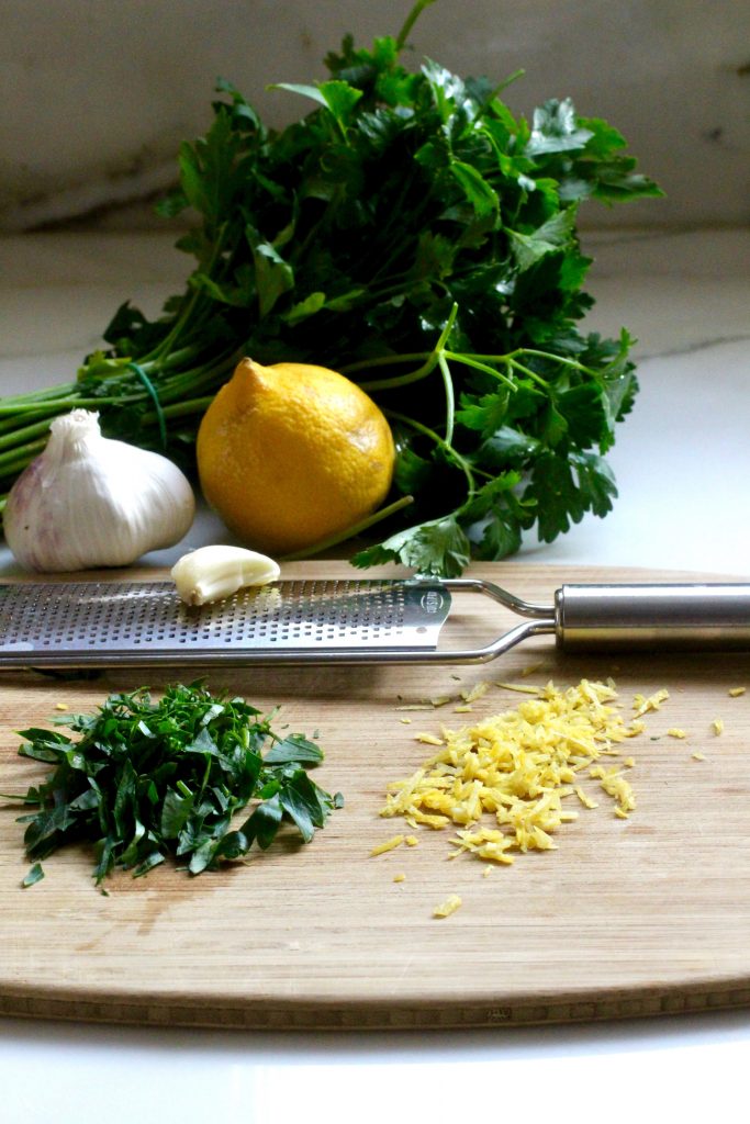 How to Make Gremolata with Parsley, Lemon, Garlic #gremolata