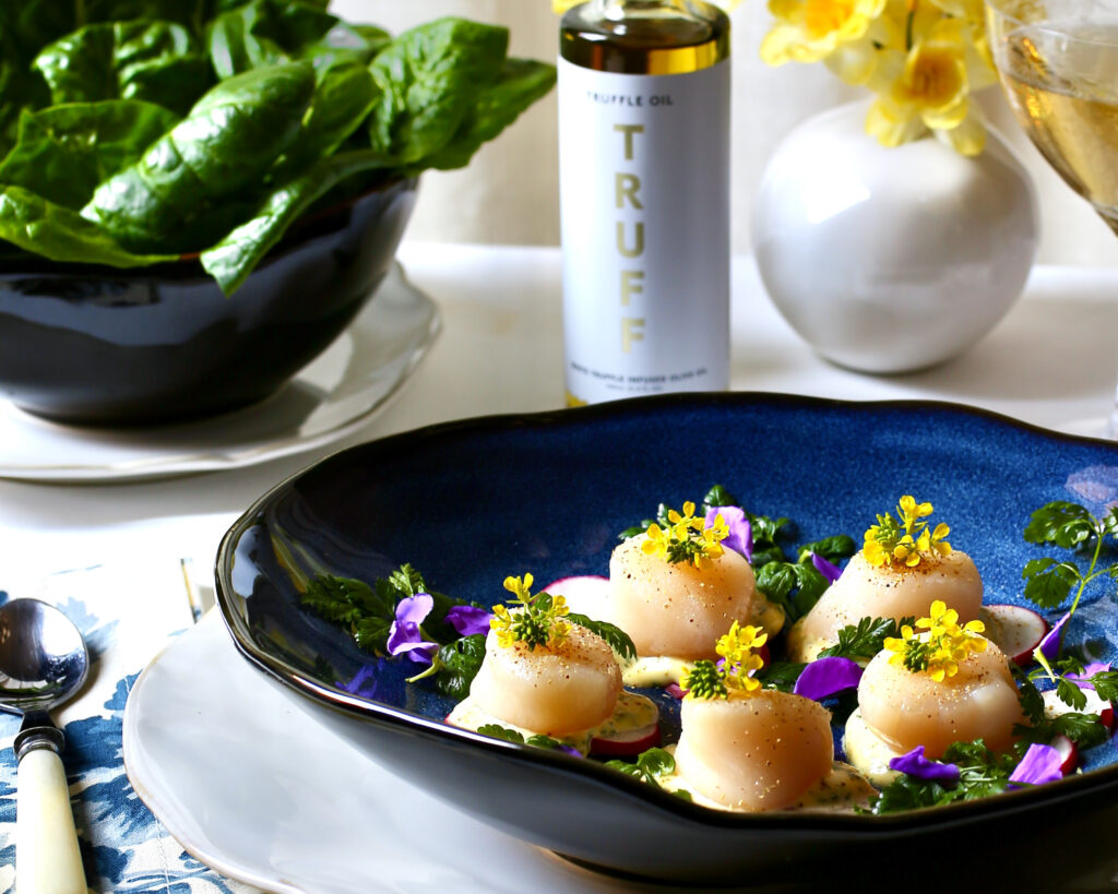 Scallop Lettuce Wraps, Truffle Sauce